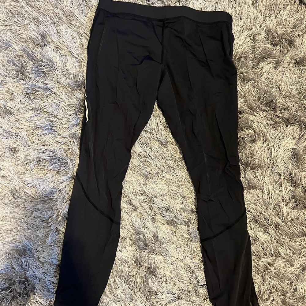 black leggings